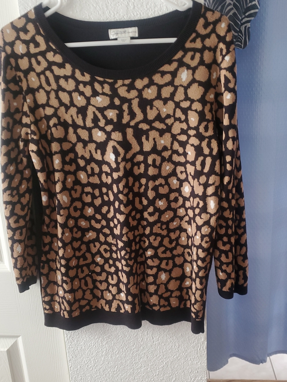 Jaclyn Smith Brown and Black Leopard Print Sweater